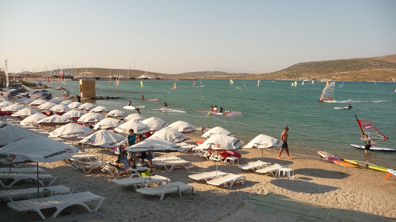 Turcja Alacati wyjazdy szkoleniowe windsurfing kitesurfing