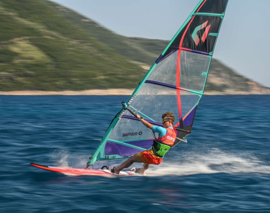 Nauka windsurfingu w Grecji VASSILIKI na Lefkadzie Czerwiec 2026 nr 3